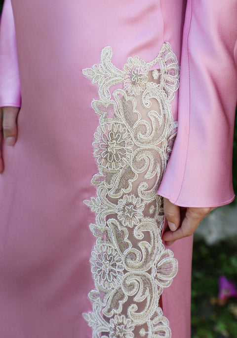 Moschata Dress